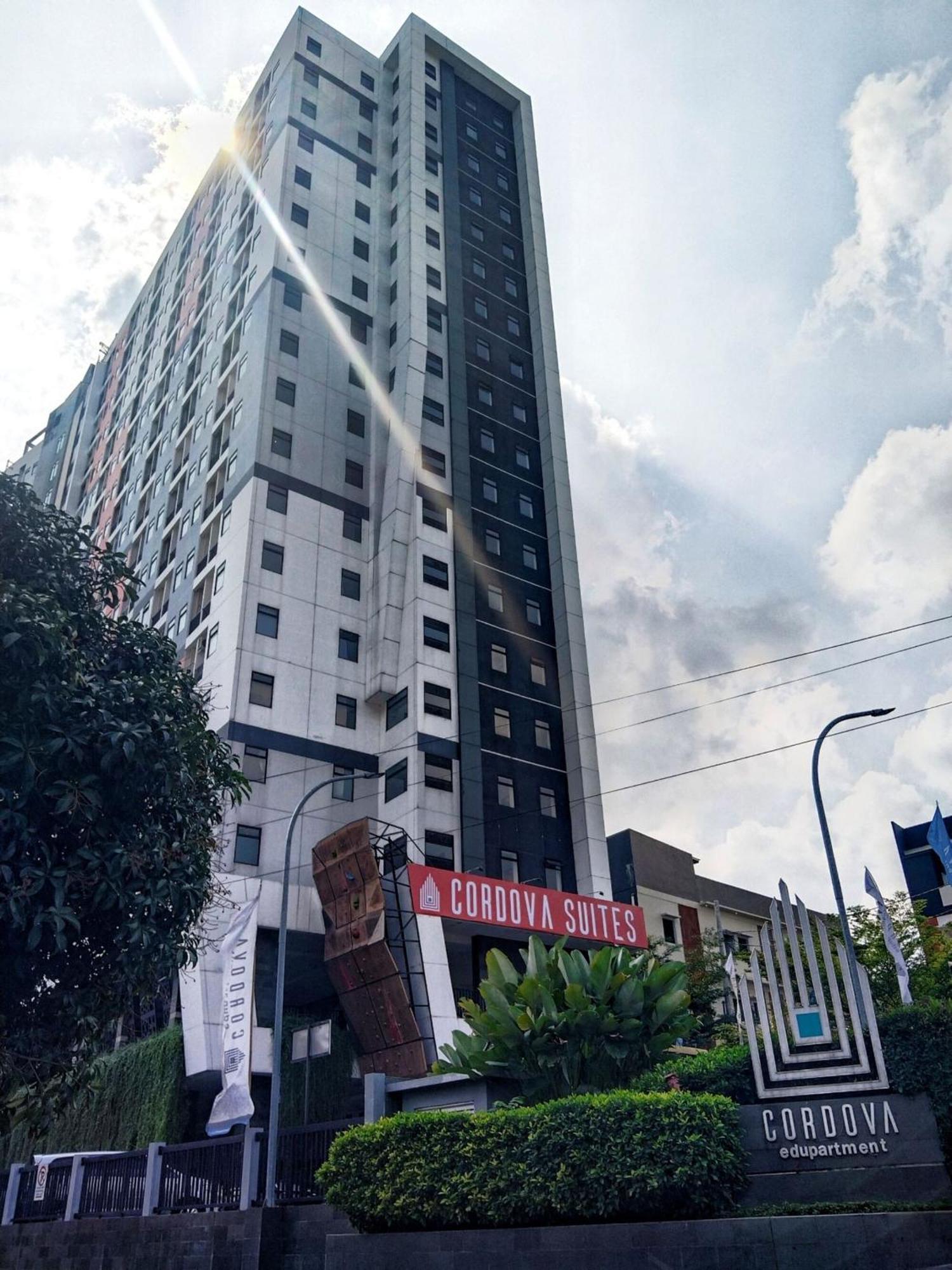Cordova Suites Σεμαράνγκ Εξωτερικό φωτογραφία